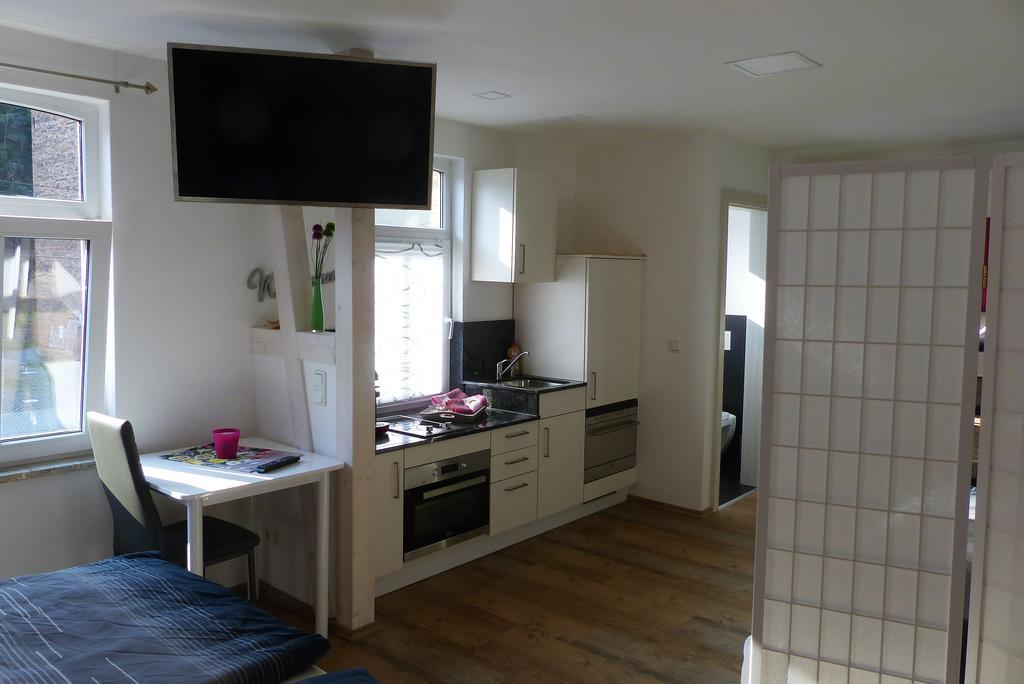 Ferienwohnung Siebenstern Ена Экстерьер фото